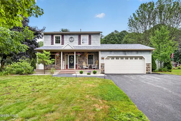 $499,000 | 1038 Laural Lane, Malta, NY 12020