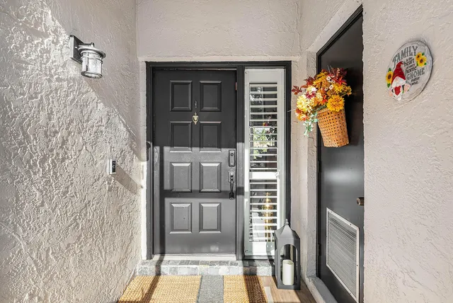 a entryway of a house