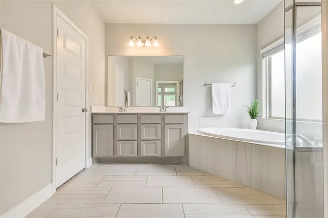 $2,700 | 19827 Bronze Spur Court, Tomball, TX 77377