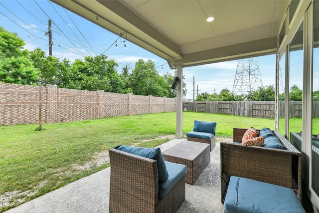 $2,700 | 19827 Bronze Spur Court, Tomball, TX 77377