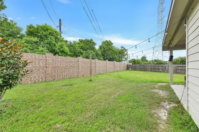 $2,700 | 19827 Bronze Spur Court, Tomball, TX 77377