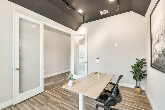 $2,700 | 19827 Bronze Spur Court, Tomball, TX 77377