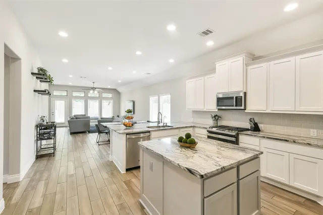 $2,700 | 19827 Bronze Spur Court, Tomball, TX 77377