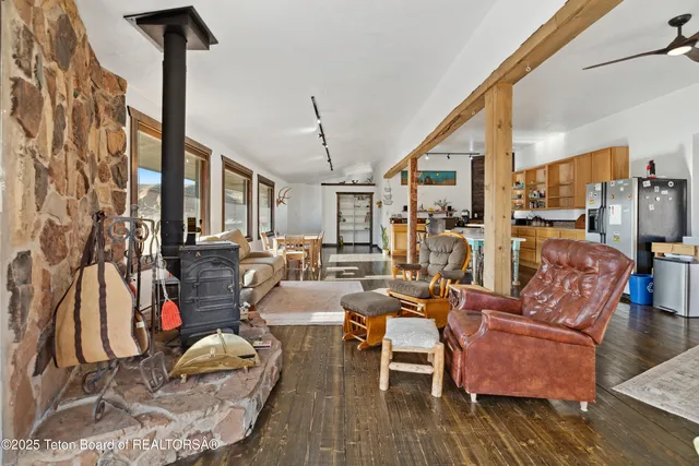 $525,000 | 8 Red Creek Lane, Dubois, WY 82513