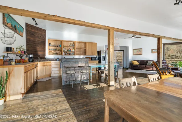 $525,000 | 8 Red Creek Lane, Dubois, WY 82513