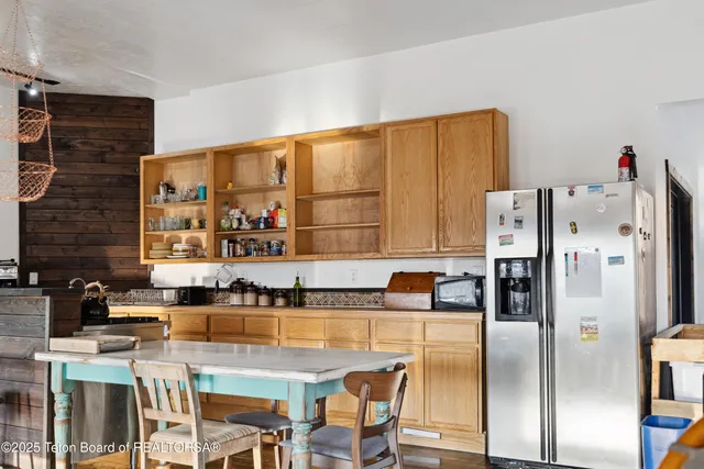 $525,000 | 8 Red Creek Lane, Dubois, WY 82513