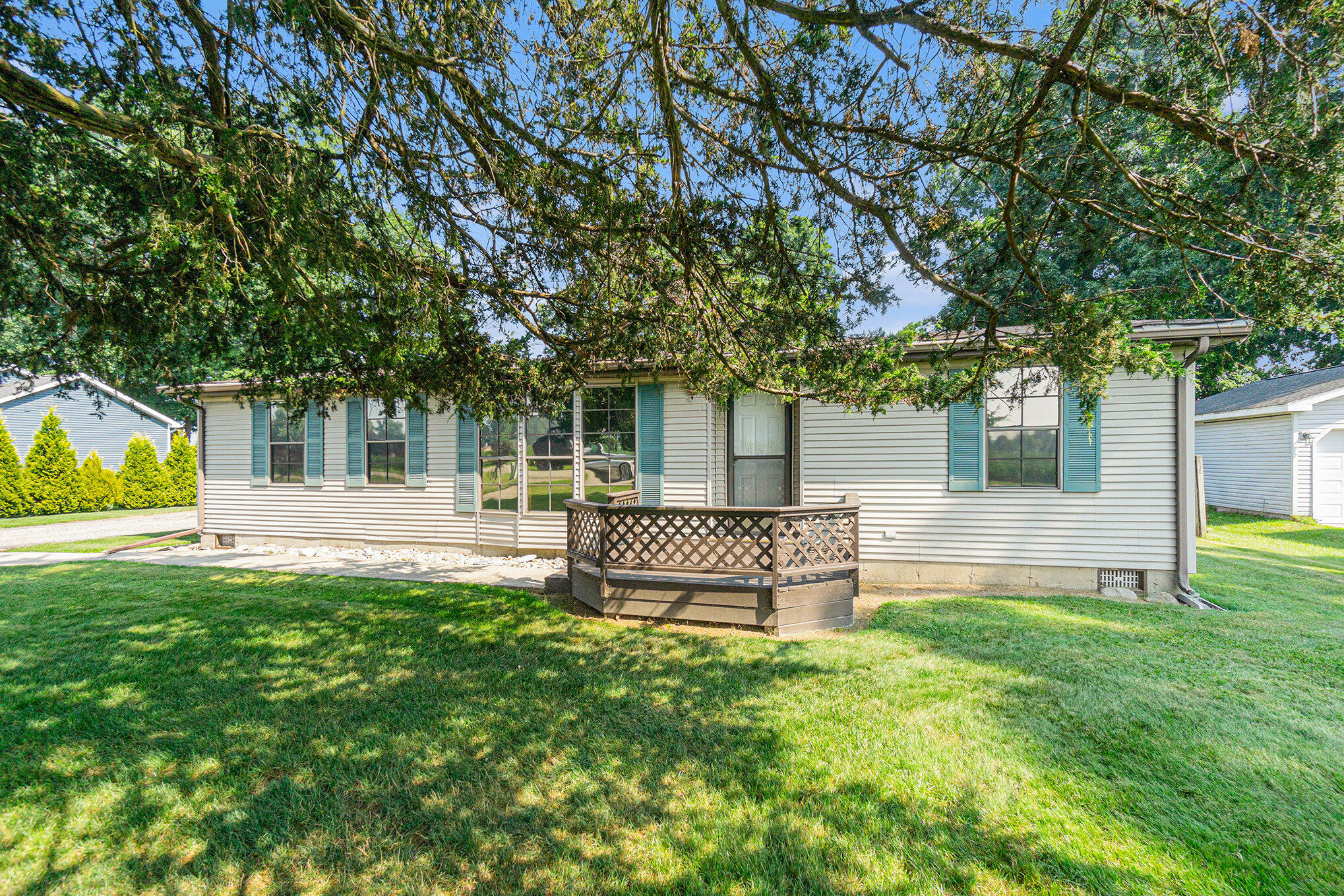 13596 Pleasant View Road Three Rivers, MI 49093 - Photo 3 of 19 Front Main 3