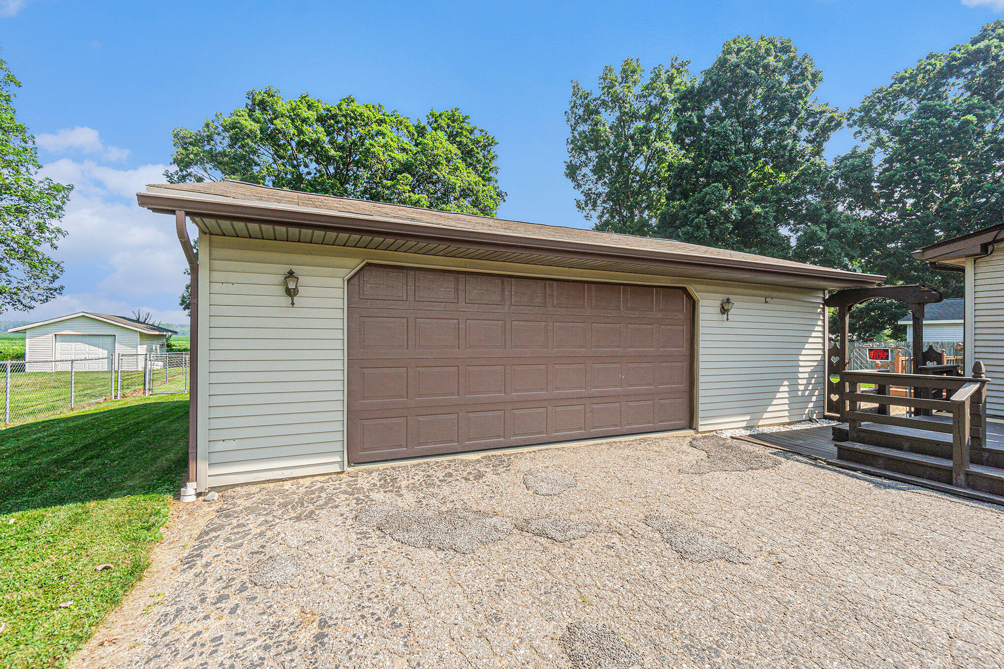 13596 Pleasant View Road Three Rivers, MI 49093 - Photo 5 of 19 Garage
