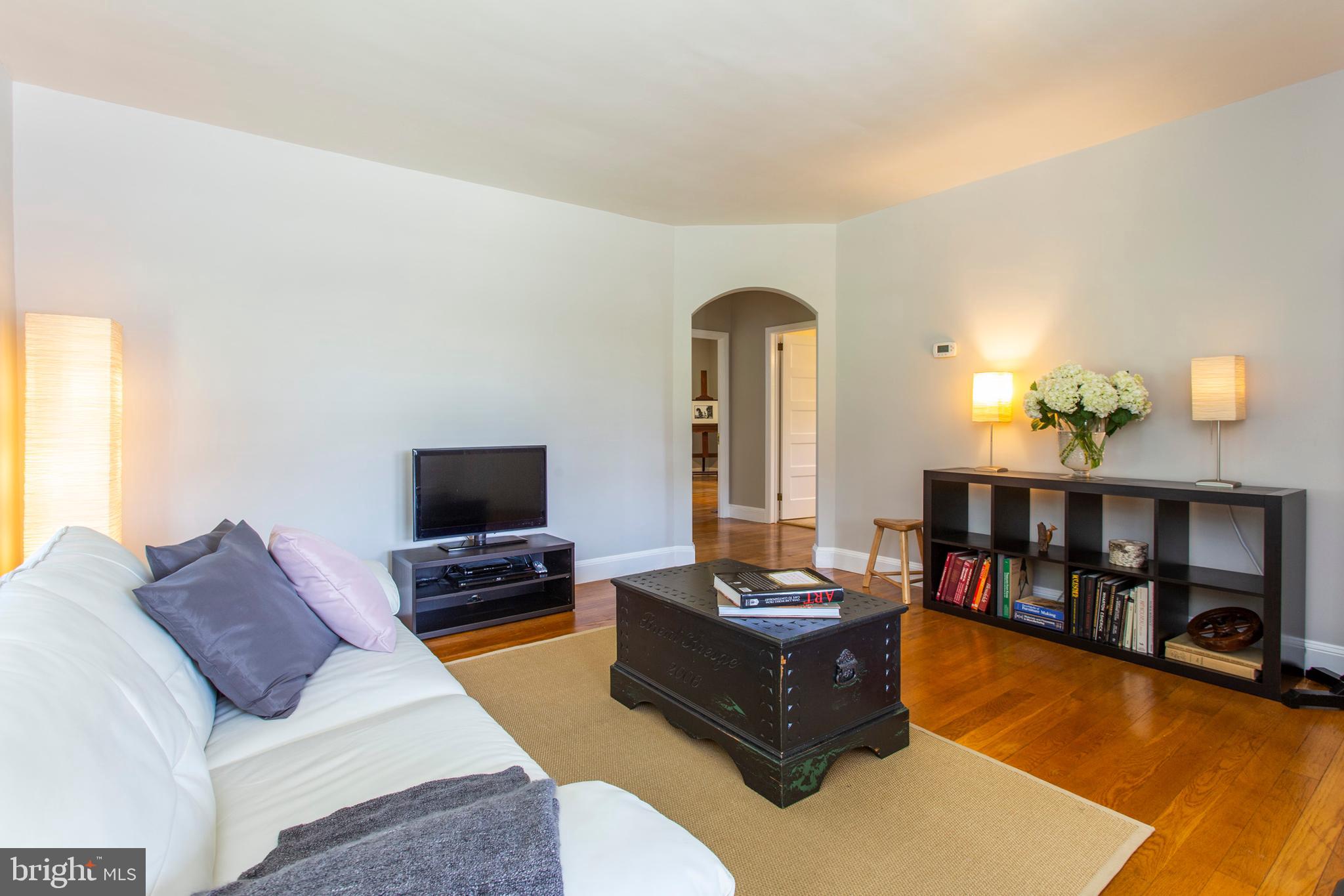 1720 Larkin Road Upper Chichester, PA 19061 - Photo 4 of 36 Gallery Image 4