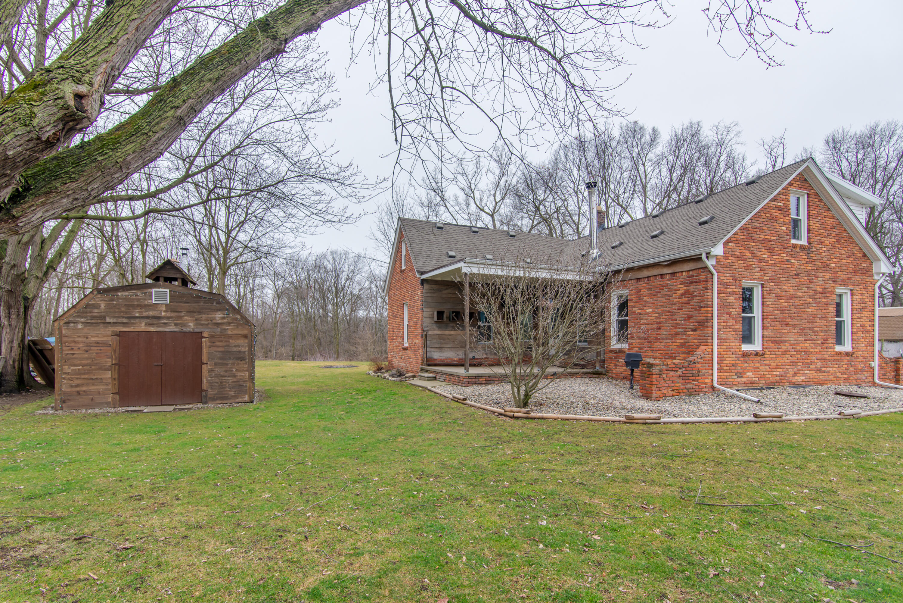 41411 Little Road Clinton Township, MI 48036 - Photo 3 of 38 3