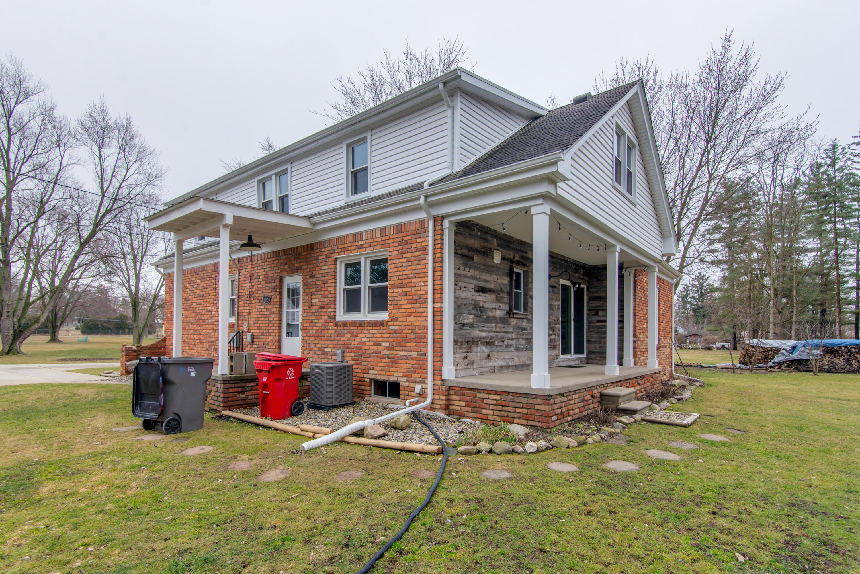 41411 Little Road Clinton Township, MI 48036 - Photo 32 of 38 32