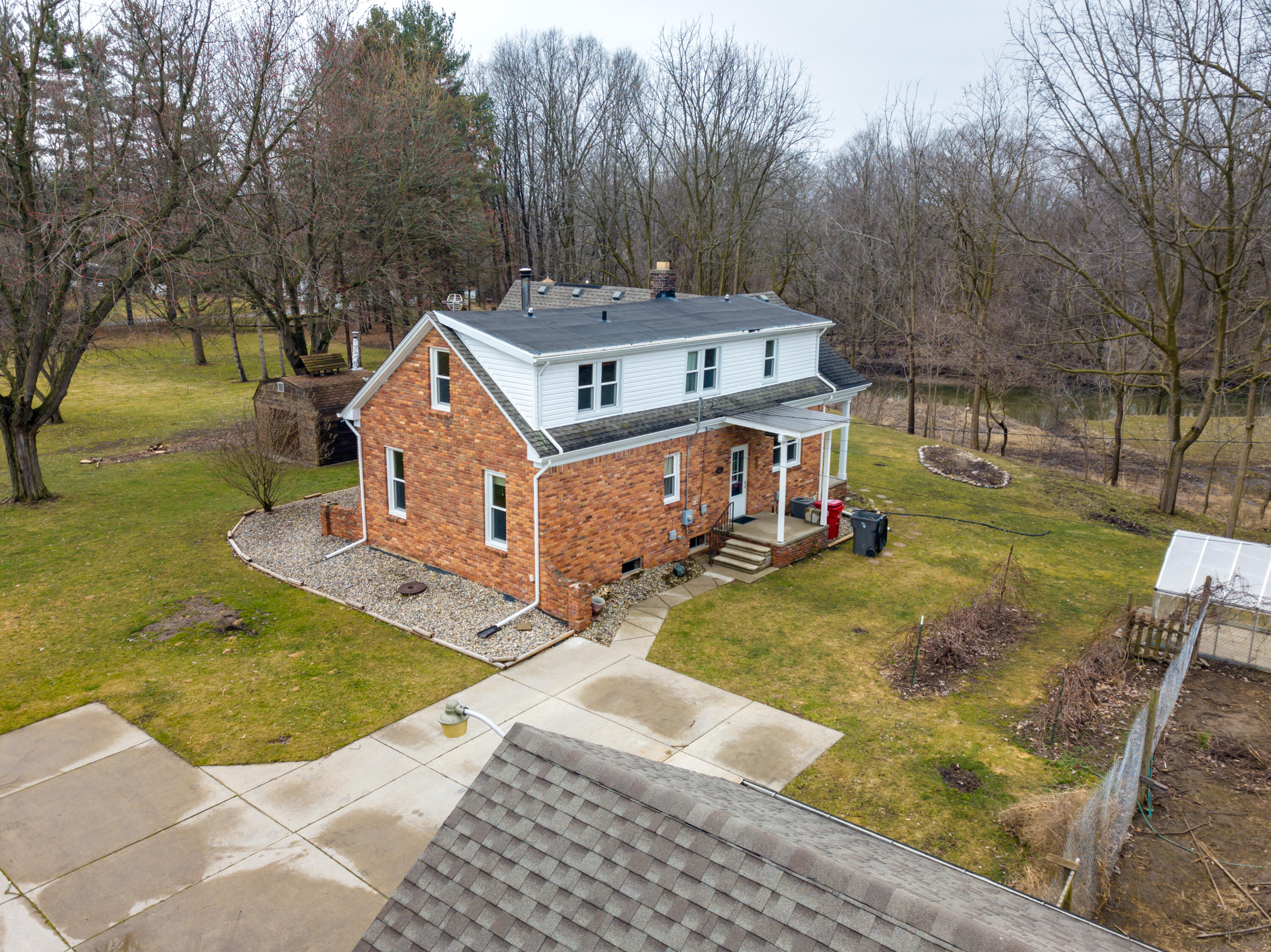 41411 Little Road Clinton Township, MI 48036 - Photo 9 of 38 9