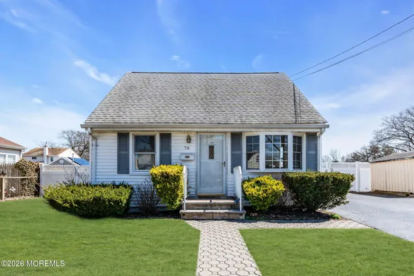 $415,000 | 76 Compton Avenue, Keansburg, NJ 07734