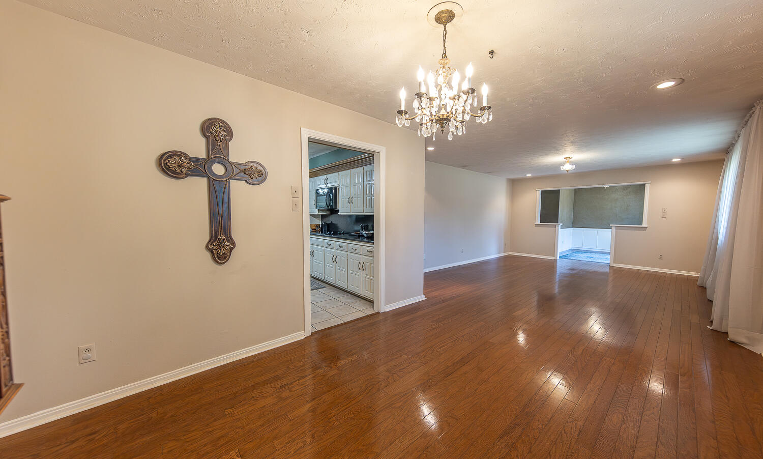3312 59th Street Lubbock, TX 79413 - Photo 10 of 31 2L9A8468