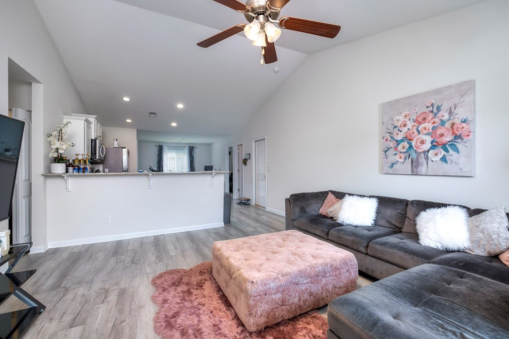 437 Conifer Street Sumter, SC 29154 - Photo 5 of 21 Gallery Image 5