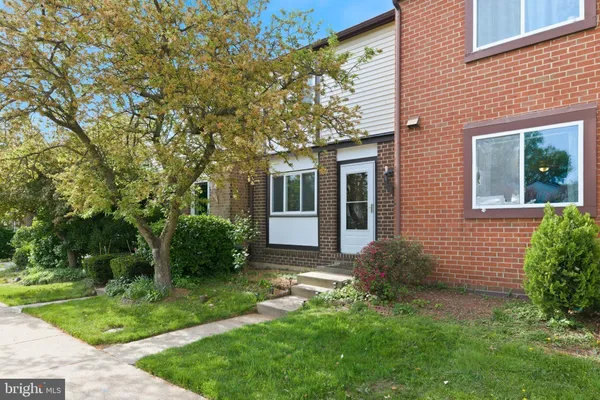 $480,000 | 614 Giles Place, Sterling, VA 20164