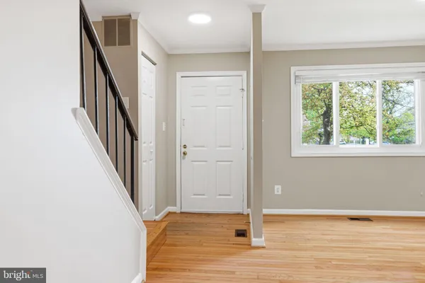 $480,000 | 614 Giles Place, Sterling, VA 20164