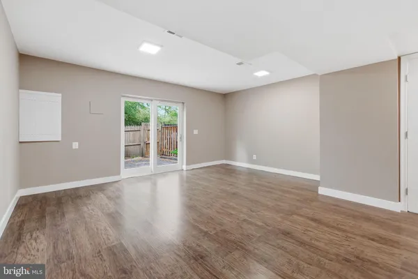 $480,000 | 614 Giles Place, Sterling, VA 20164