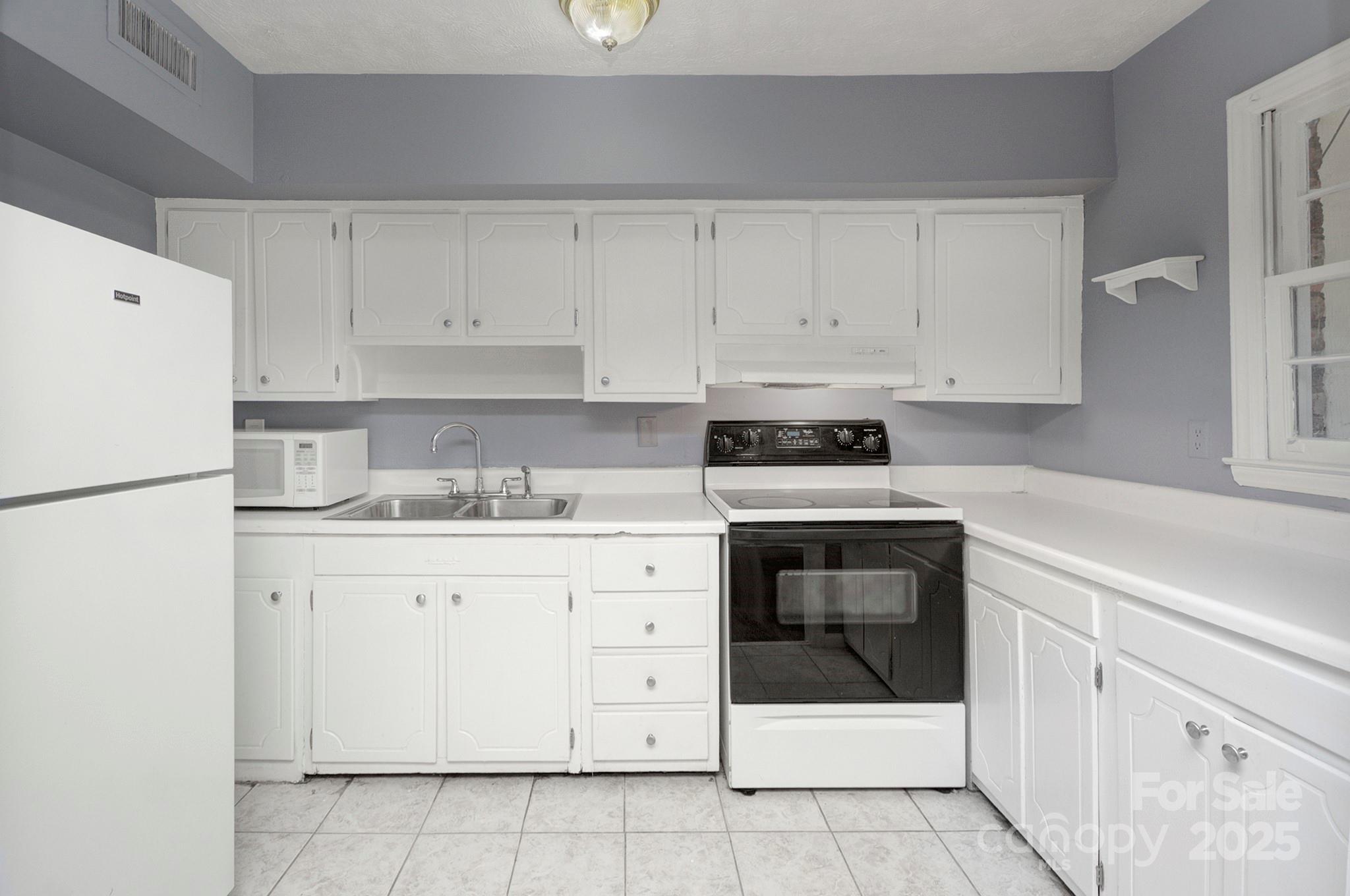 918 McAlway Road, Unit D Charlotte, NC 28211 - Photo 7 of 31