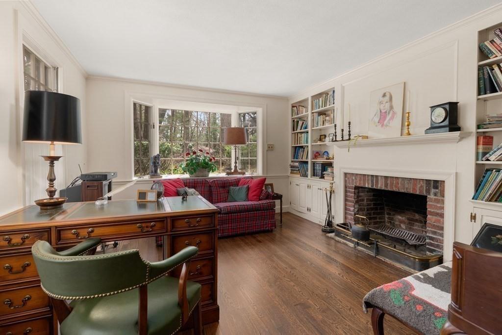 195 Meadowbrook Road Weston, MA 02493 - Photo 11 of 30