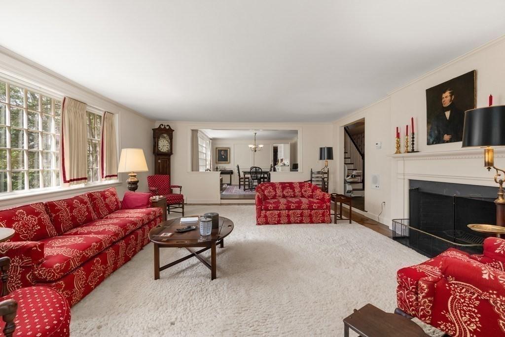 195 Meadowbrook Road Weston, MA 02493 - Photo 7 of 30