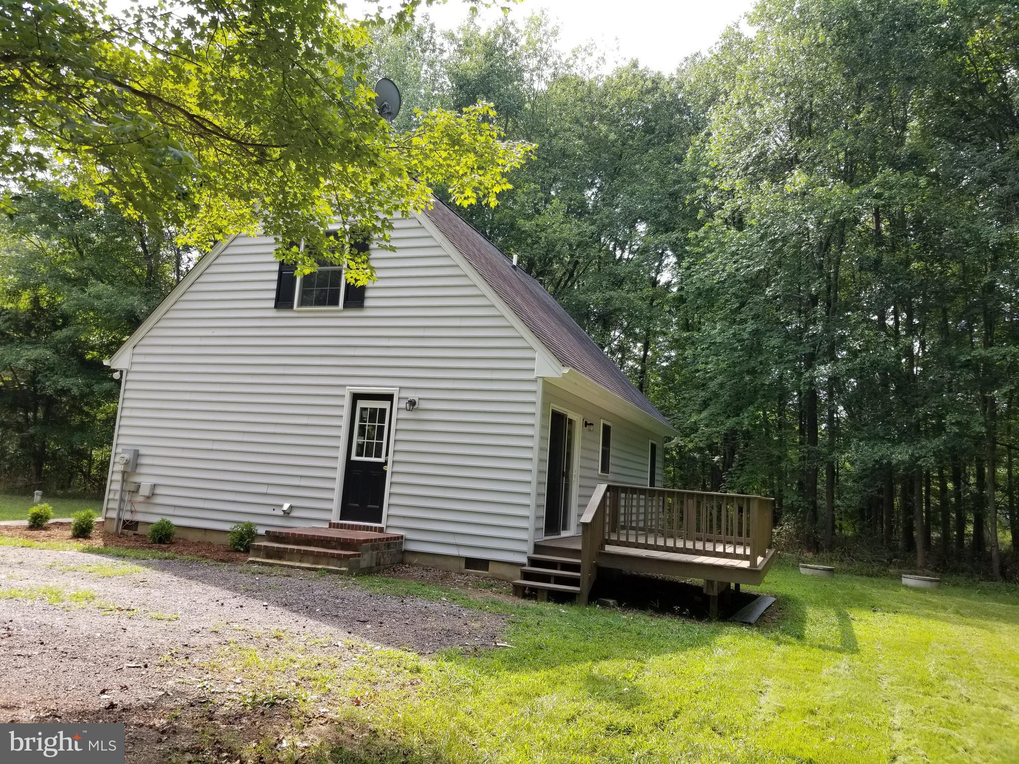 23348 Vireo Road Chestertown, MD 21620 - Photo 5 of 6 Side of House and Deck