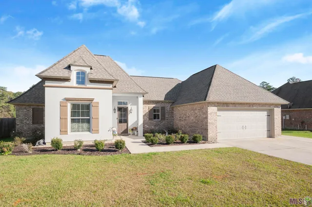 $365,000 | 29910 Marsh Drive, Livingston, LA 70754