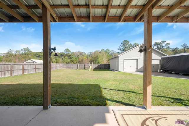 $365,000 | 29910 Marsh Drive, Livingston, LA 70754