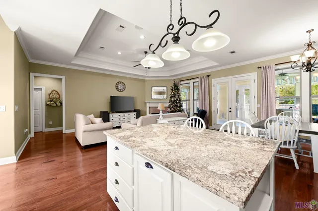 $365,000 | 29910 Marsh Drive, Livingston, LA 70754