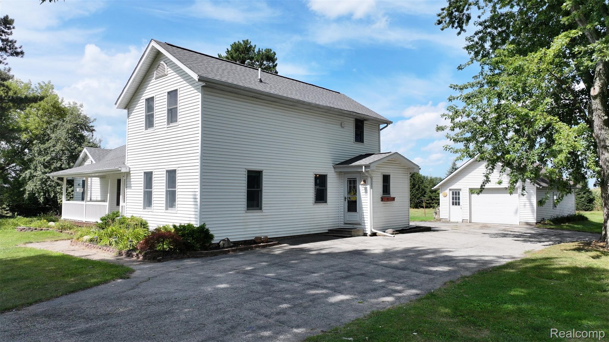 12930 Wilkinson Road Freeland, MI 48623 - Photo 3 of 76 12930 wilkinson rd (4).jpg