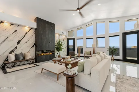 $1,195,000 | 27 West Cochise Drive, Phoenix, AZ 85021
