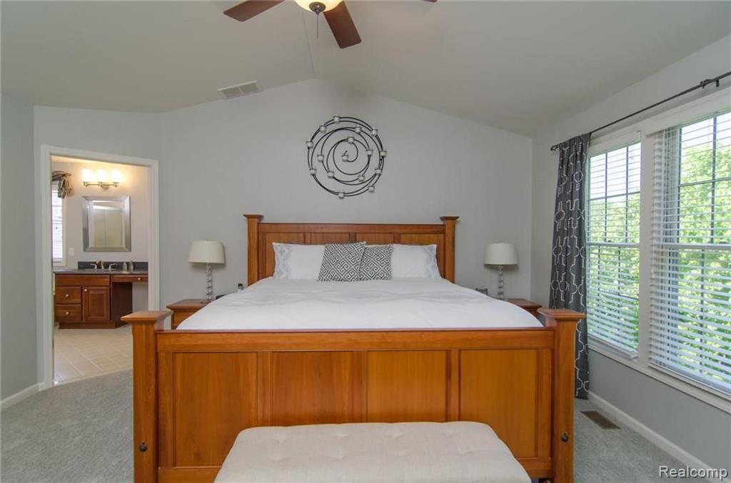 673 Enchantment Drive Rochester, MI 48307 - Photo 24 of 37