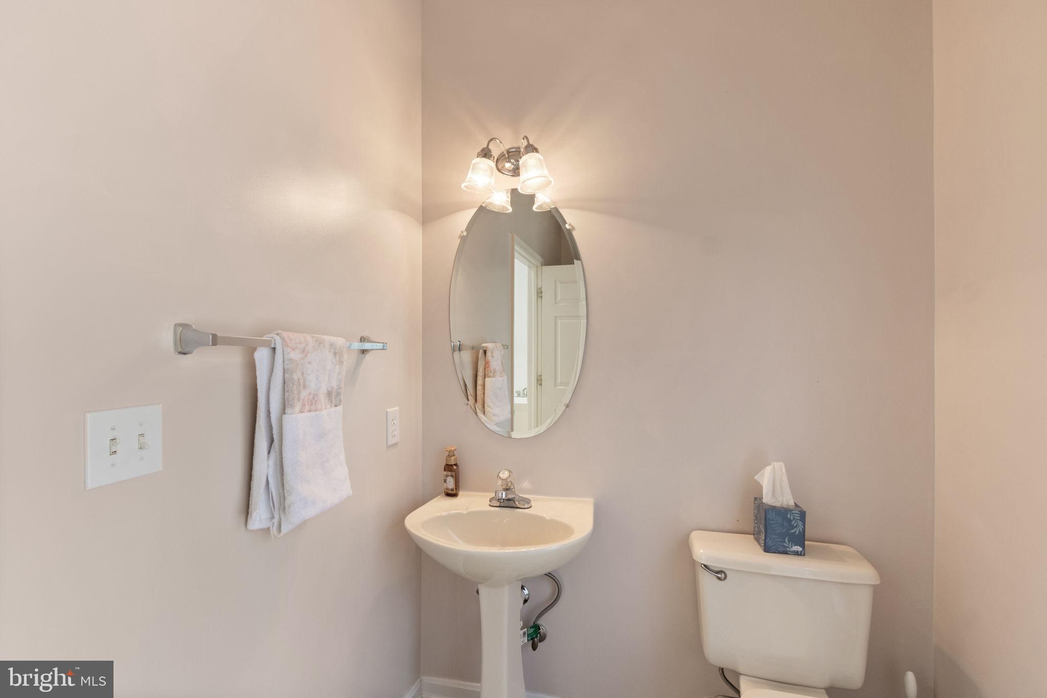 15 Riva Ridge Drive Stafford, VA 22556 - Photo 17 of 49 Convenient Main Level Powder Room