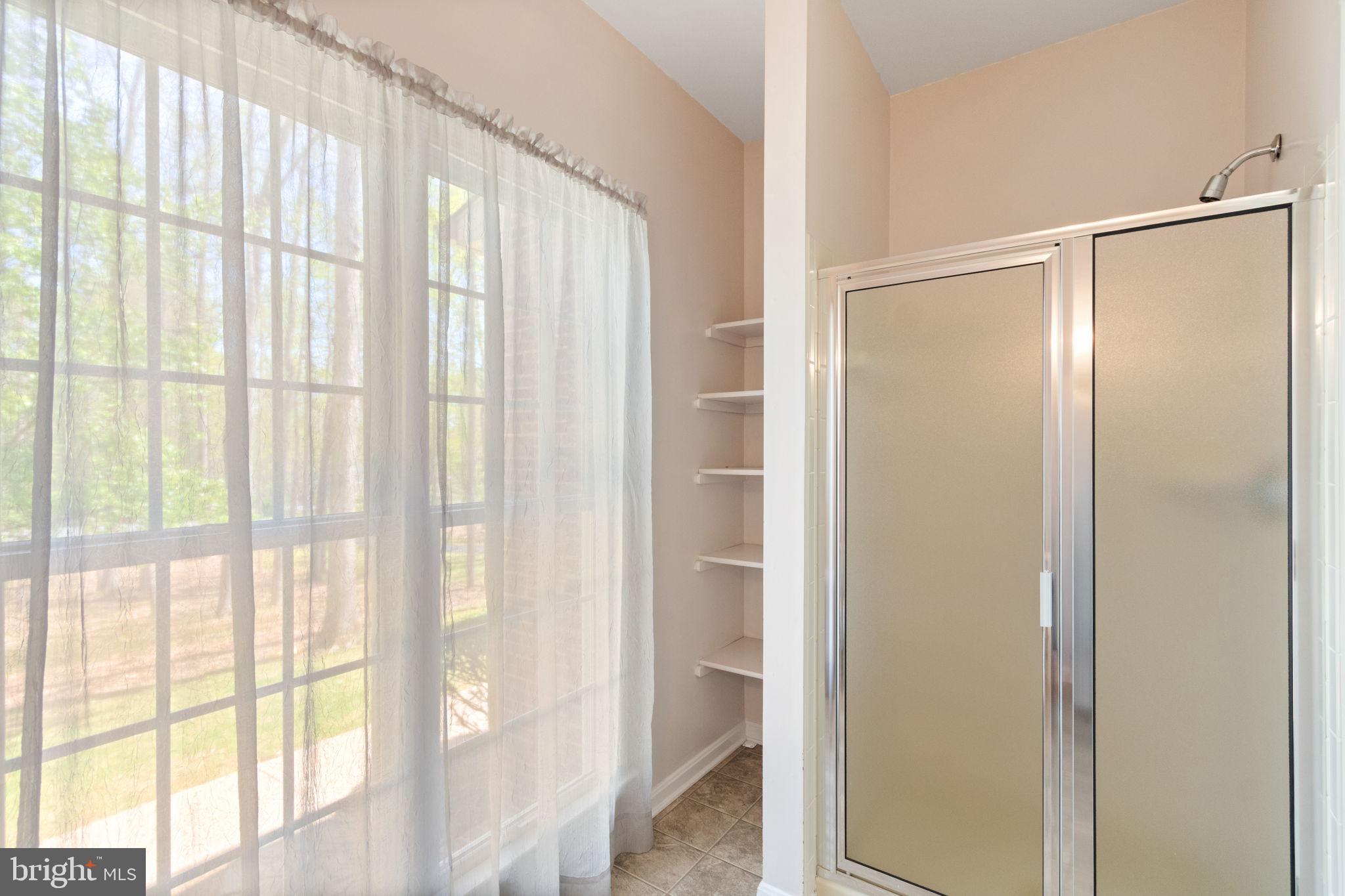 15 Riva Ridge Drive Stafford, VA 22556 - Photo 18 of 49 Main Level Full Bath adjacent to laundry room