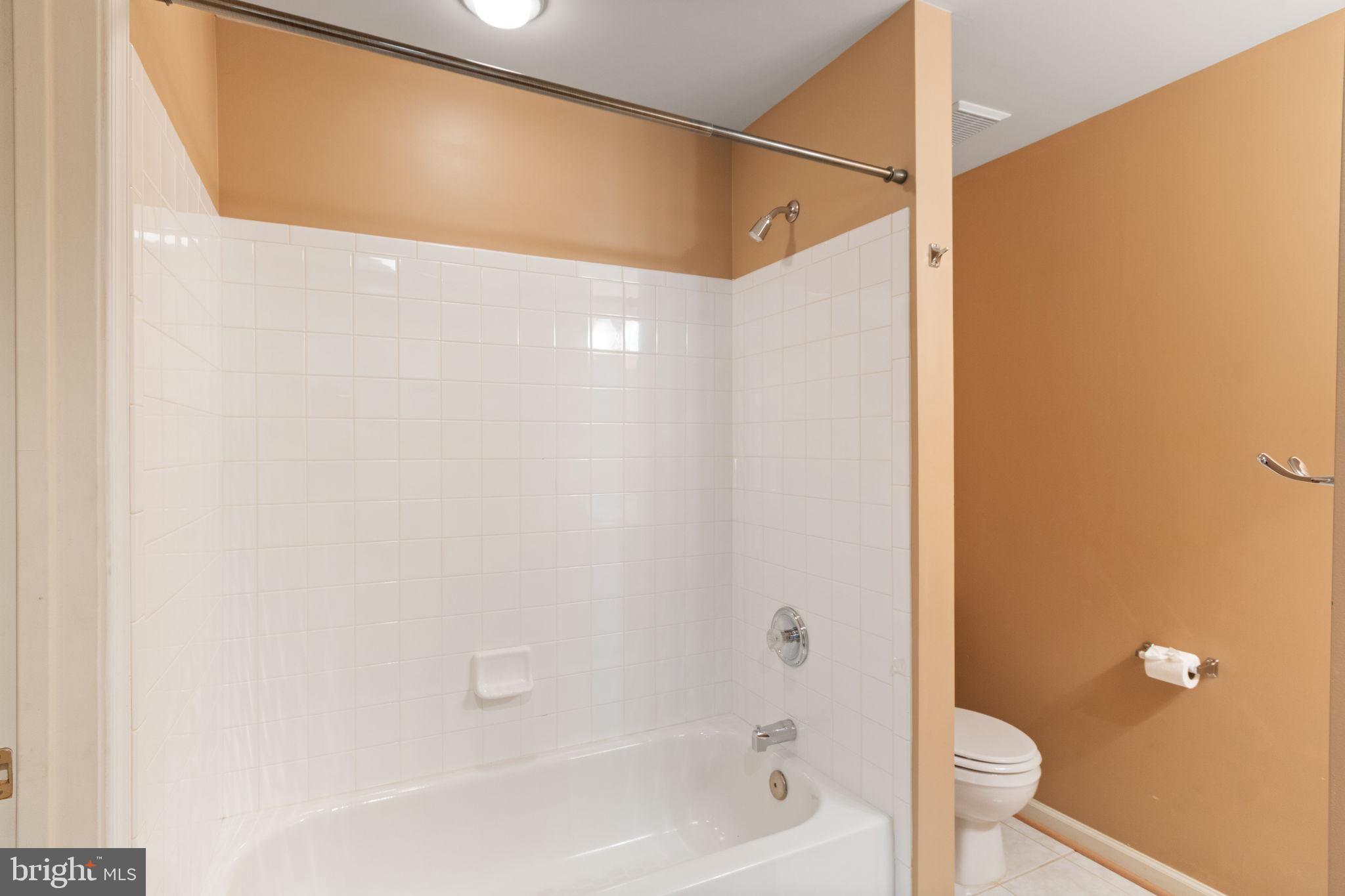 15 Riva Ridge Drive Stafford, VA 22556 - Photo 33 of 49 Convenient full bathroom on the lower level