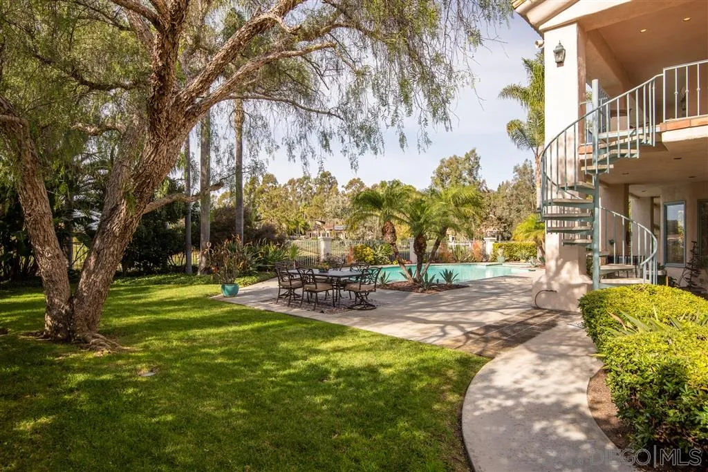 7430 St Andrews Road Rancho Santa Fe, CA 92067 - Photo 7 of 25 a view of a park with large trees