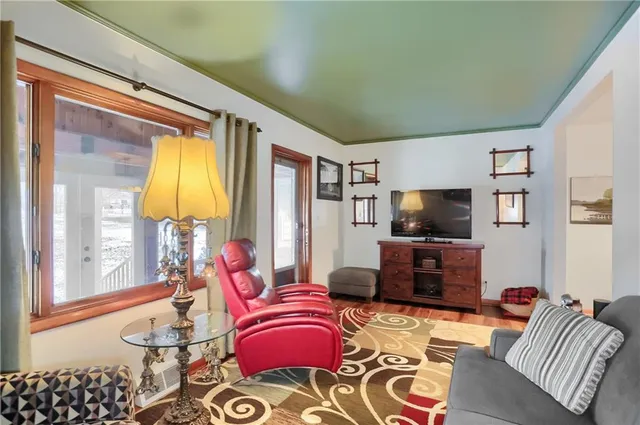 $375,000 | 955 Woodside Avenue, Ellwood City, PA 16117