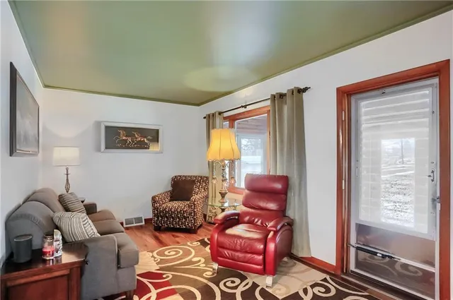 $375,000 | 955 Woodside Avenue, Ellwood City, PA 16117