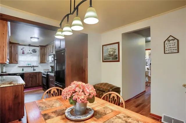 $375,000 | 955 Woodside Avenue, Ellwood City, PA 16117