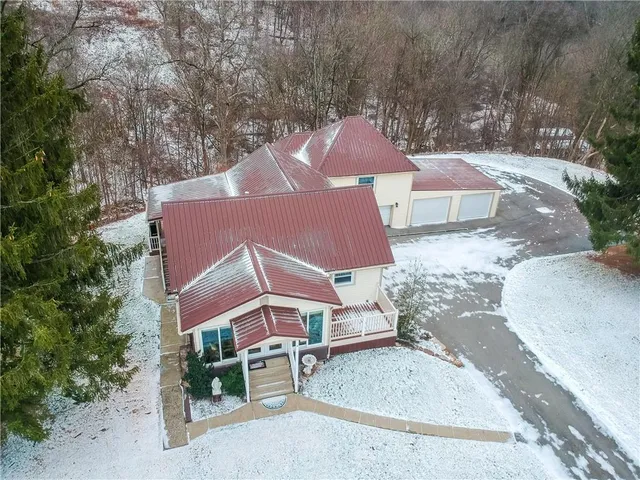 $375,000 | 955 Woodside Avenue, Ellwood City, PA 16117