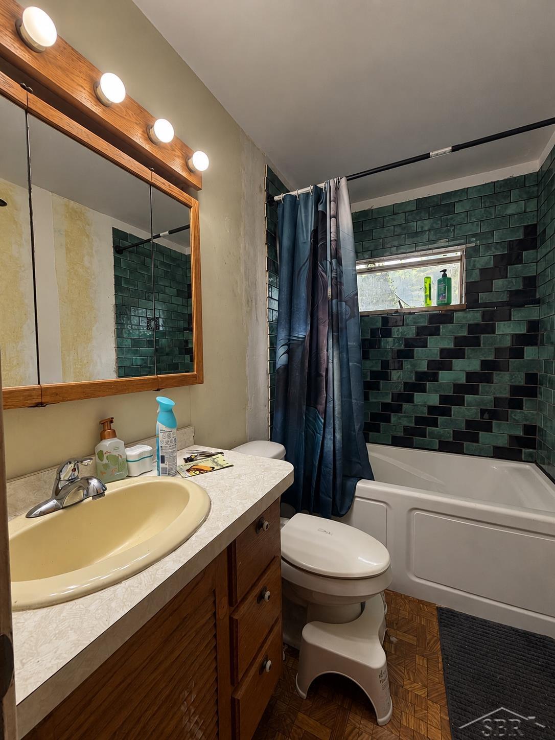 1909 North Aurelius Road Holt, MI 48842 - Photo 29 of 47 Gallery Image 29
