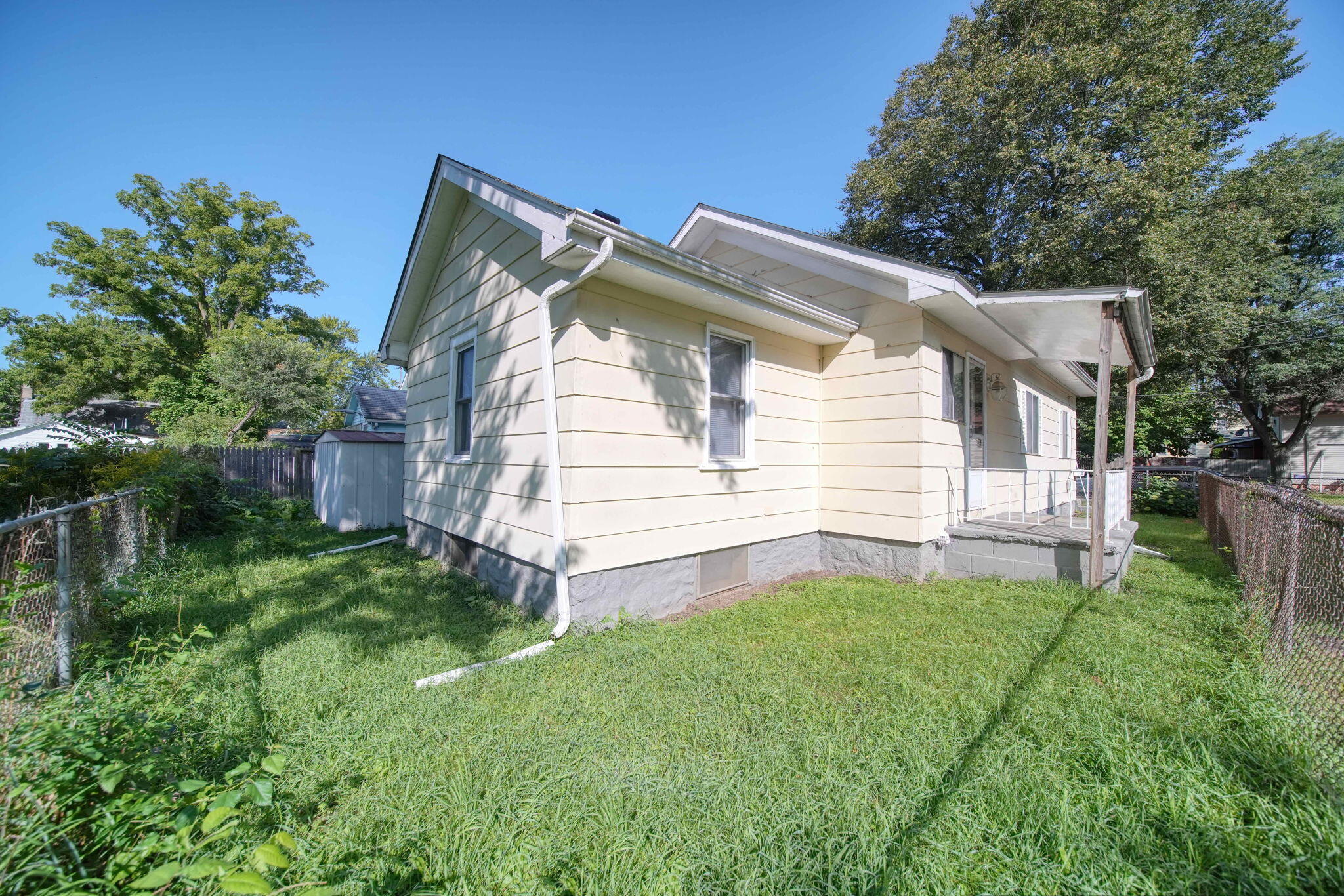 413 Quarry Street Jackson, MI 49201 - Photo 3 of 32 28-web-or-mls-DSC04119_HDR