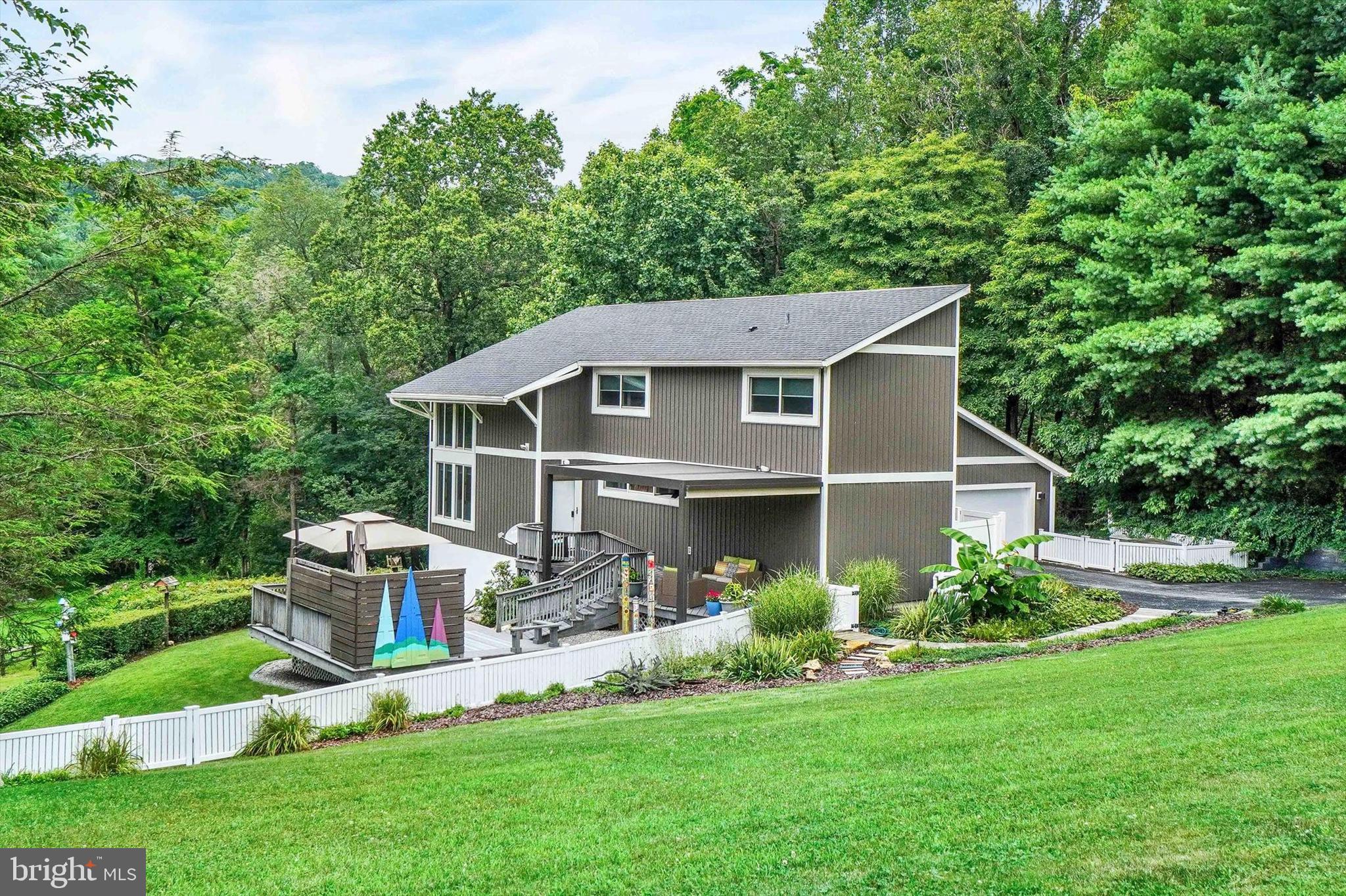 1123 Tower Road York, PA 17406 - Photo 1 of 28 Gallery Image 1