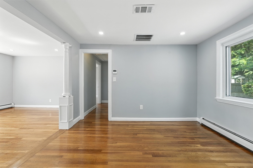 33 Park Road Lynn, MA 01904 - Photo 11 of 37 Gallery Image 11