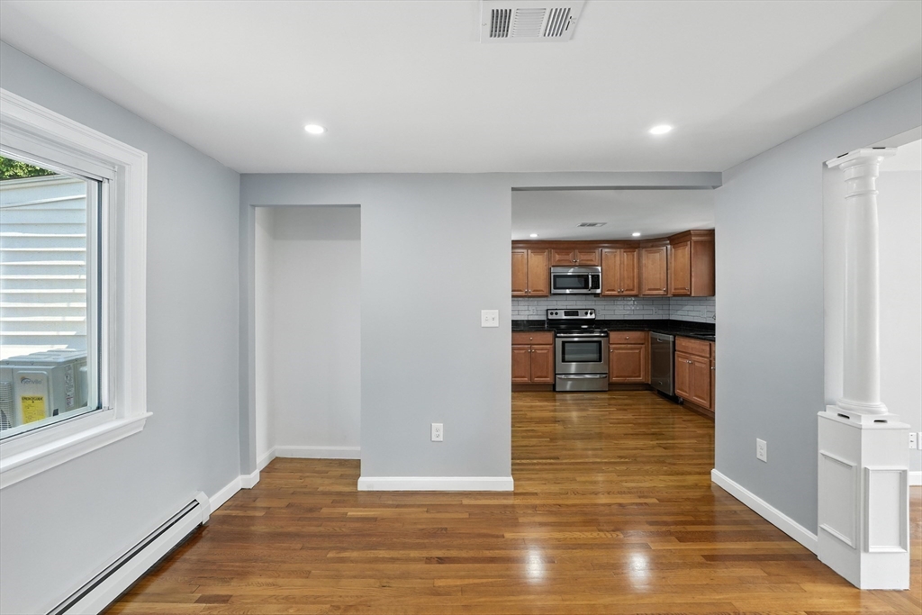 33 Park Road Lynn, MA 01904 - Photo 12 of 37 Gallery Image 12