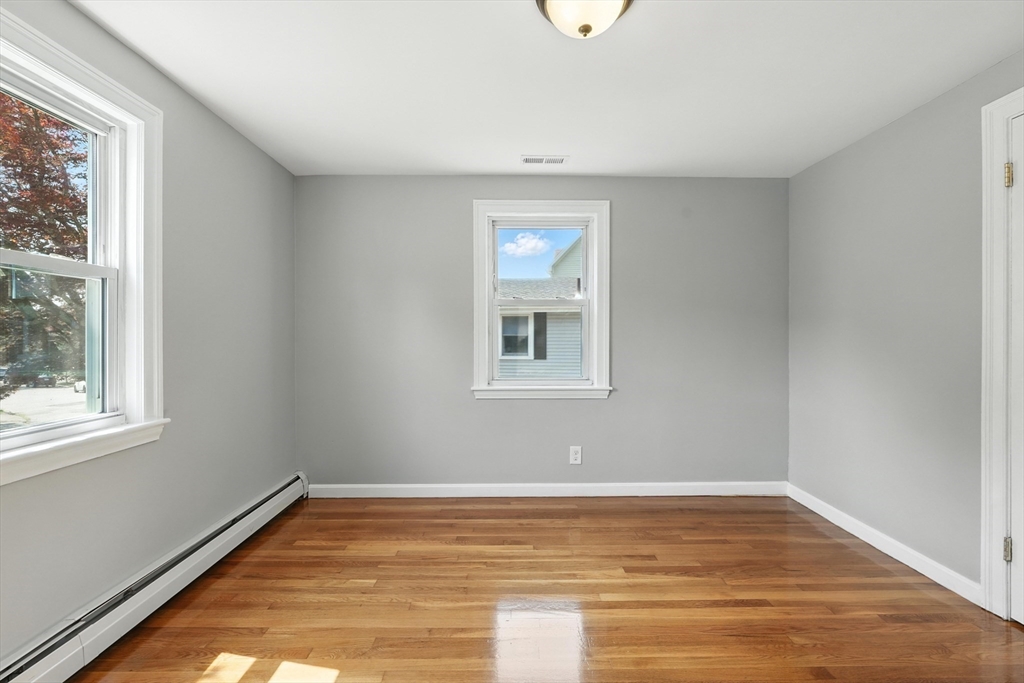 33 Park Road Lynn, MA 01904 - Photo 17 of 37 Gallery Image 17