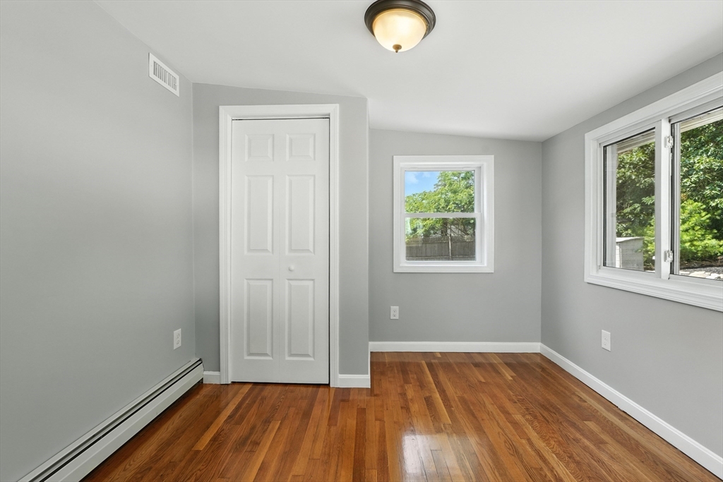 33 Park Road Lynn, MA 01904 - Photo 19 of 37 Gallery Image 19