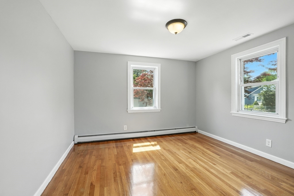 33 Park Road Lynn, MA 01904 - Photo 20 of 37 Gallery Image 20
