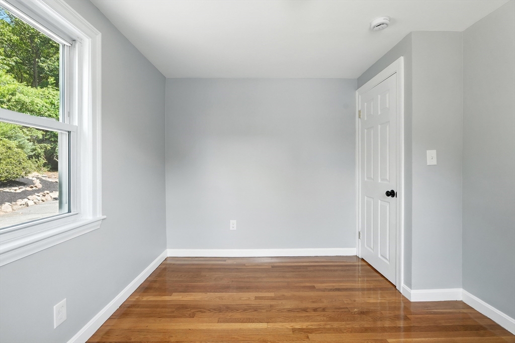 33 Park Road Lynn, MA 01904 - Photo 22 of 37 Gallery Image 22