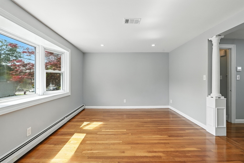 33 Park Road Lynn, MA 01904 - Photo 10 of 37 Gallery Image 10